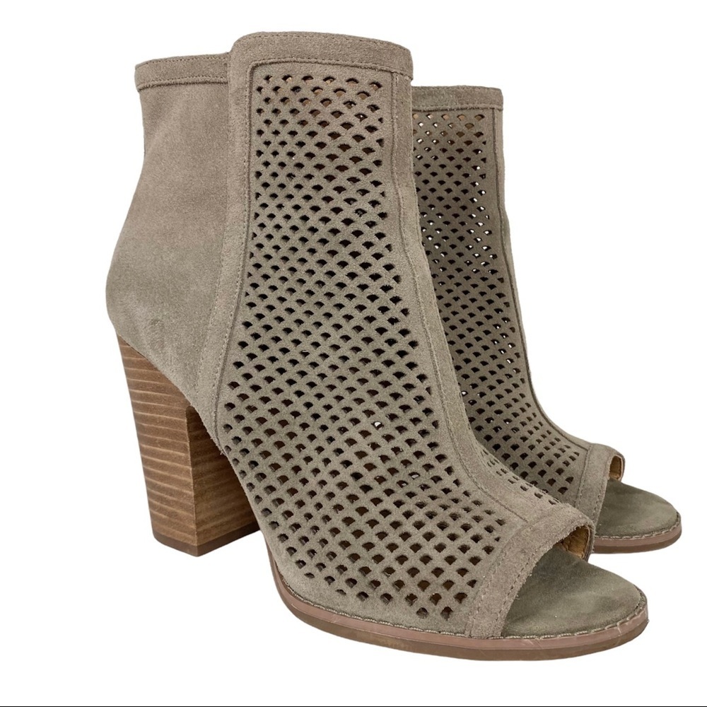 LUCKY BRAND Lakyn Perforated Suede Leather Open Toe Boot Bootie 8.5 Block Heel